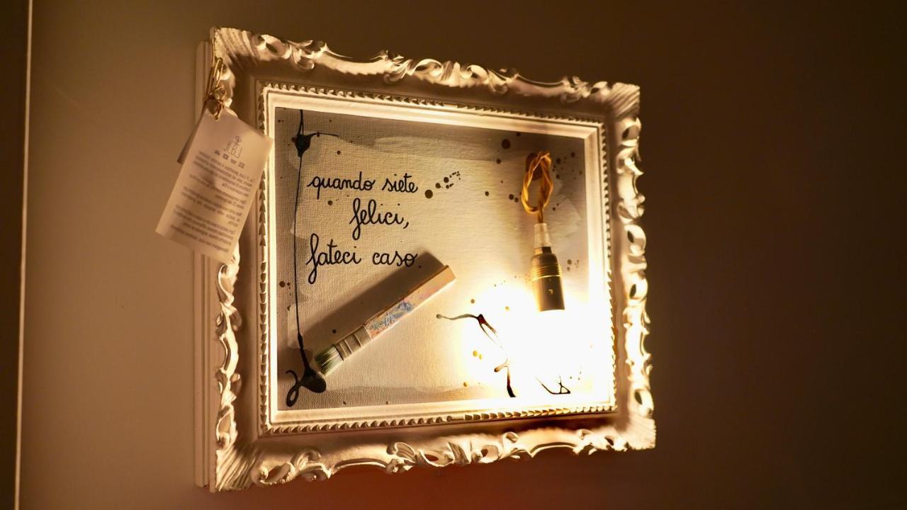 Bed Art Relaxing Suite - Appartamento Con Sauna Happiness Suite Gallery Σαν Μπενεντέτο ντελ Τρόντο Εξωτερικό φωτογραφία