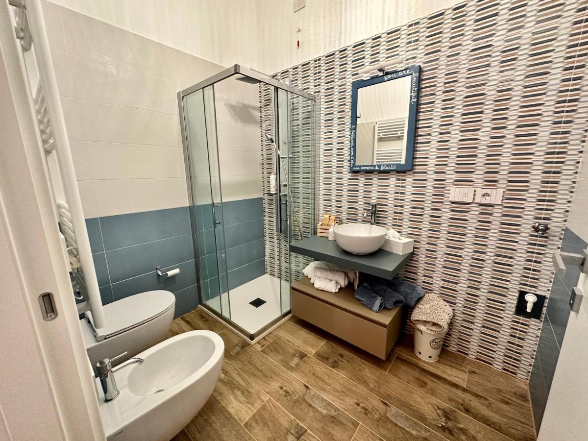 Bed Art Relaxing Suite - Appartamento Con Sauna Happiness Suite Gallery Σαν Μπενεντέτο ντελ Τρόντο Εξωτερικό φωτογραφία