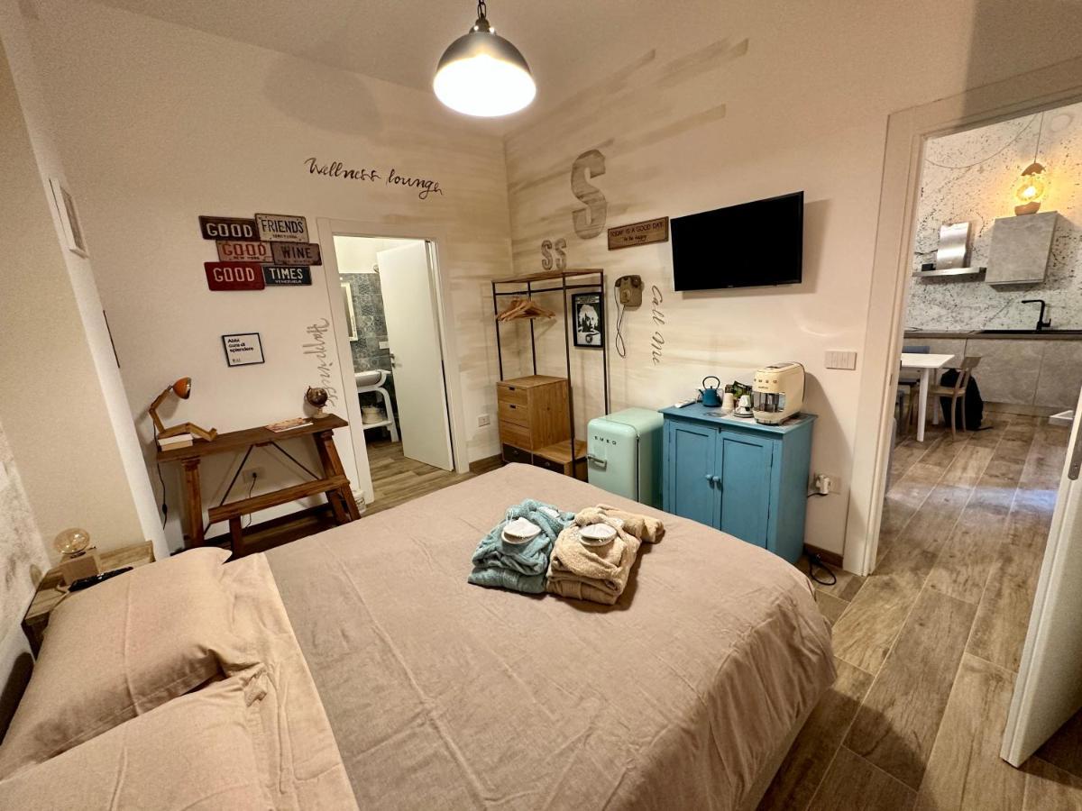 Bed Art Relaxing Suite - Appartamento Con Sauna Happiness Suite Gallery Σαν Μπενεντέτο ντελ Τρόντο Εξωτερικό φωτογραφία