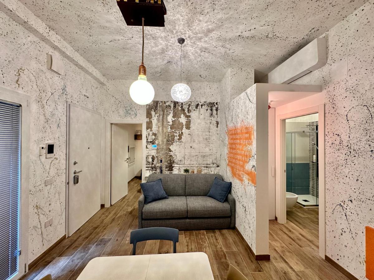 Bed Art Relaxing Suite - Appartamento Con Sauna Happiness Suite Gallery Σαν Μπενεντέτο ντελ Τρόντο Εξωτερικό φωτογραφία